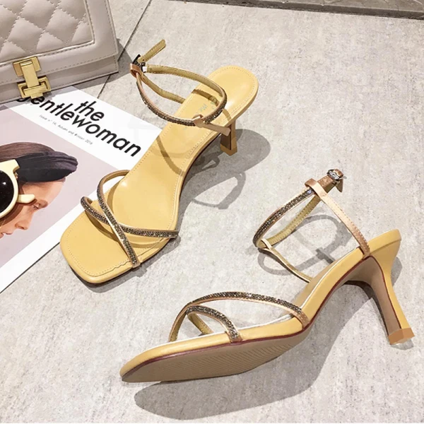 Romeins Sexy Zwarte Straatkleding Rhinestone Sandalen Dames 2021 Enkelband 7 cm Naaldhakken / Stiletto Peep Toe Sandalen Hoge Hakken