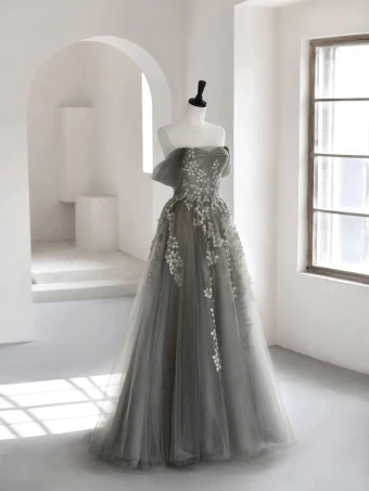 Chic Beautiful Grey Lace Flower Prom Dresses 2024 A Line Princess Strapless Sleeveless Backless Floor Length Long Formal Dresses