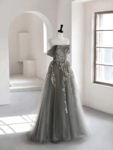 Chic Beautiful Grey Lace Flower Prom Dresses 2024 A Line Princess Strapless Sleeveless Backless Floor Length Long Formal Dresses