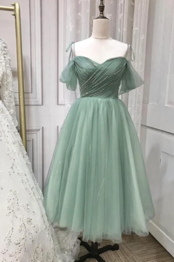 Modest Simple Sage Green Rhinestone Homecoming Tea Length Graduation Dresses 2024 A Line Princess Spaghetti Straps Sleeveless Backless