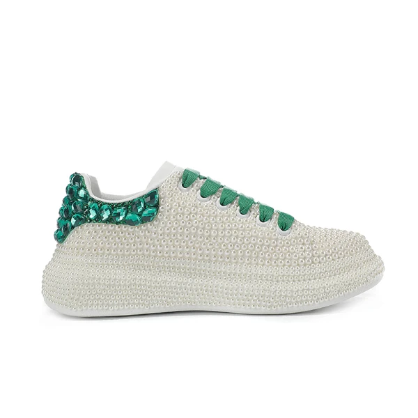 Charmig Multi-Färger Platt Bröllop Rhinestone Pärla Sneakers 2022 Läder Pande Zote Toe Brudskor