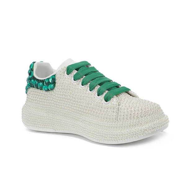 Charmig Multi-Färger Platt Bröllop Rhinestone Pärla Sneakers 2022 Läder Pande Zote Toe Brudskor