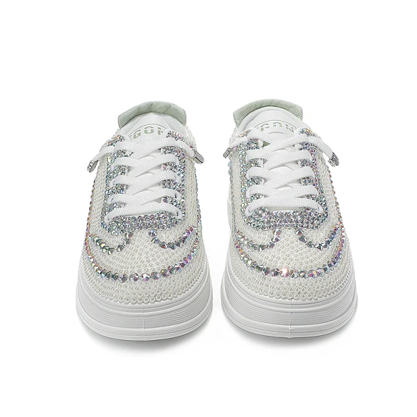 Bekväm Elfenben Pärla Rhinestone Bröllop Sneakers 2022 Läder Pande Zote Toe Brudskor