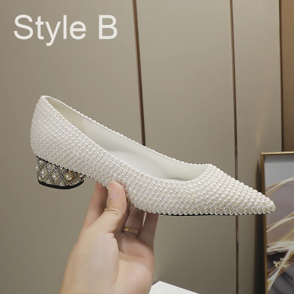 Fashion Summer Ivory Pearl Wedding Shoes 2022 Leather 4 cm Low Heel Thick Heels Pointed Toe Wedding High Heels