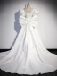 Élégant Blanche Satin Perlage Robe De Bal 2024 Robe Boule Encolure Carrée Gonflée Manches Courtes Dos Nu Noeud Tribunal Train Robe De Ceremonie