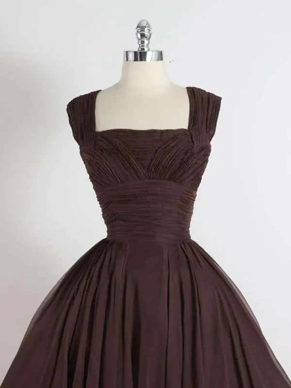 Simple Pliable Marron Courte de retour Robe De Graduation 2024 Princesse Encolure Carrée Sans Manches Dos Nu