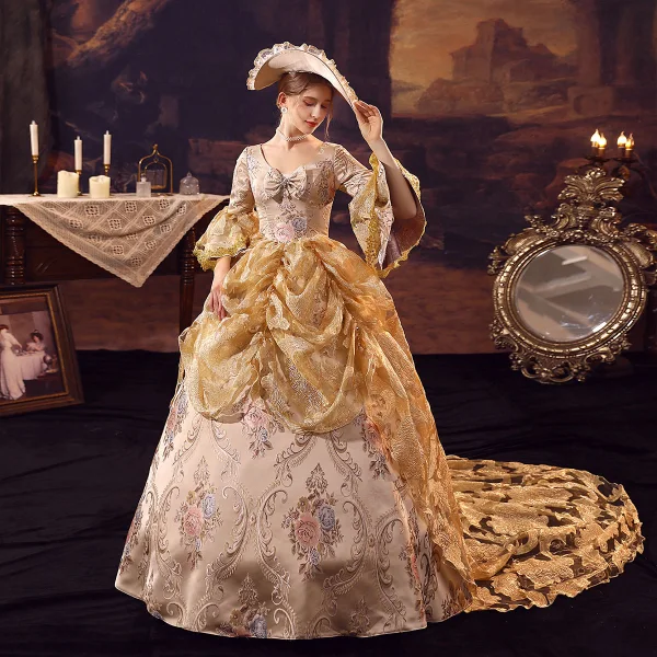 Medeltida Vintage Guld Balklänningar 2024 Korsade remmar 3D Spets Utskrift U-Hals 3/4 ärm Balklänning Domstol Tåg Cosplay Bal Formella Klänningar