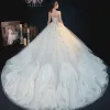 Amazing / Unique Strapless Ivory Bridal Tulle Wedding Dresses 2020 A-Line / Princess Crossed Straps Sleeveless Appliques Gold Lace Cascading Ruffles Chapel Train