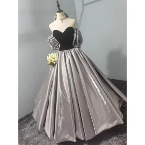 Élégant Argenté Gris Volants Robe De Bal 2023 Robe Boule Bustier Sans Manches Dos Nu Longue Promo Robe De Ceremonie