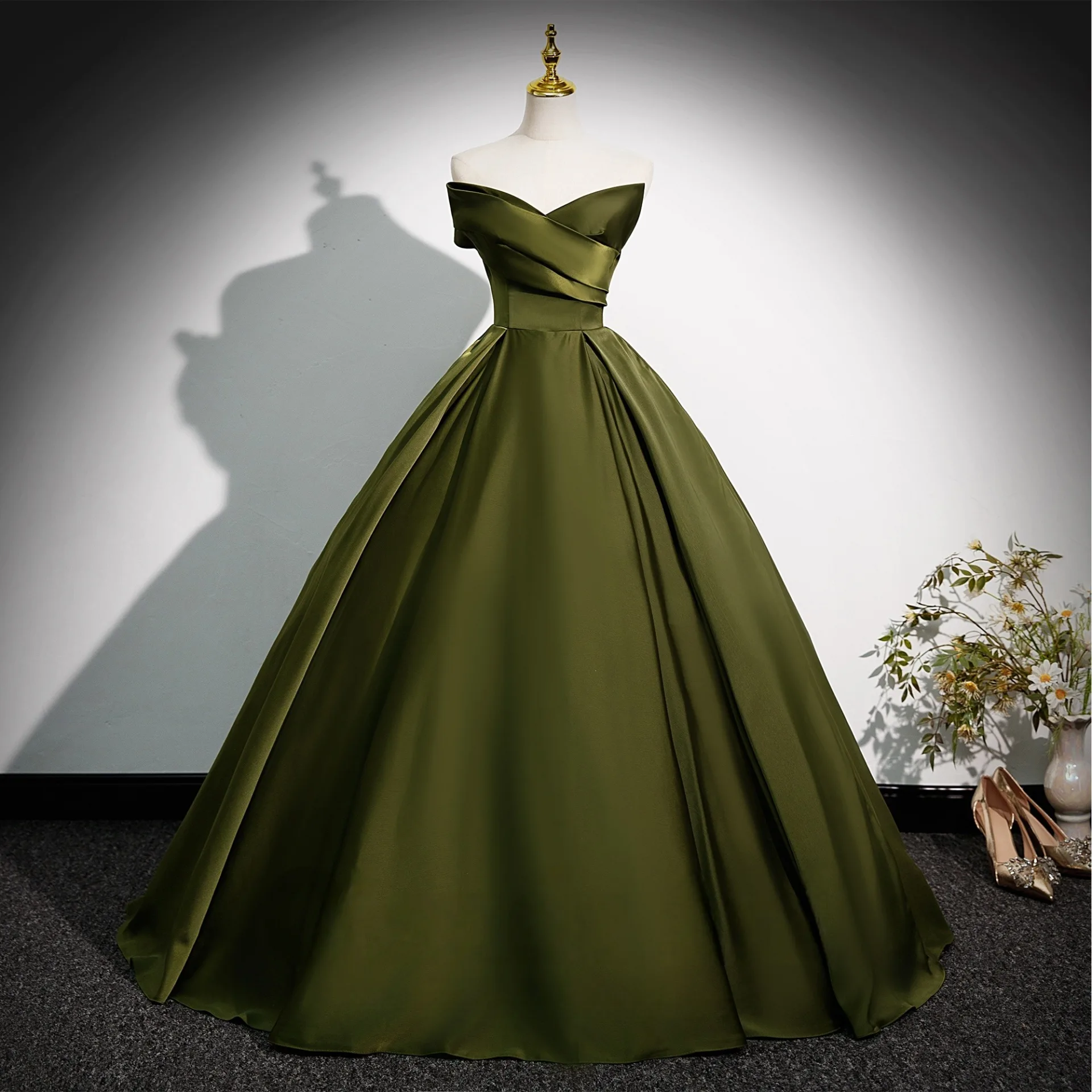 Midi V Neck Off Shoulder Gown Vintage Retro Dark Green Satin Prom Dresses 2025 Ball Gown Off-The-Shoulder Short Sleeve Midi V Neck Off Shoulder Gown Vintage Retro Dark Green Satin Prom Dresses 2025 Ball Gown Off-The-Shoulder Short Sleeve