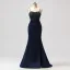 Sexy Dos Nu Bretelles Spaghetti Robe De Soirée Bleu Marine Trompette / Sirène Robe De Bal 2024 Bretelles croisées Perlage Train De Balayage Satin Sans Manches
