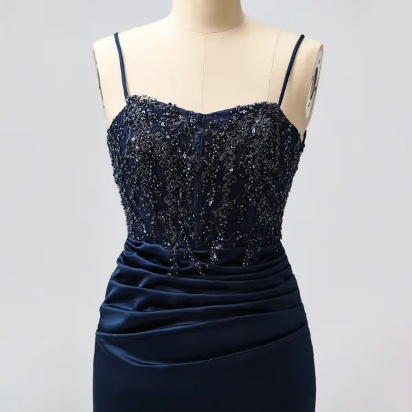 Sexy Dos Nu Bretelles Spaghetti Robe De Soirée Bleu Marine Trompette / Sirène Robe De Bal 2024 Bretelles croisées Perlage Train De Balayage Satin Sans Manches
