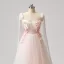 Eventyr 3D Lace Rødmende Rosa Blomst Ballkjoler 2024 Kjæreste Søt 16 Formelle Kjoler Kryssede Stropper Lange Tyll Prinsesse