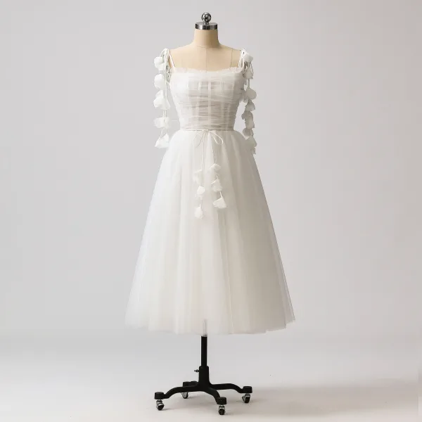 Glamorous White Ruffle Tulle Graduation Dresses 2024 Tea-length Sweet 16 Spaghetti Straps Homecoming Prom Dresses Crossed Straps Sleeveless A-Line / Princess
