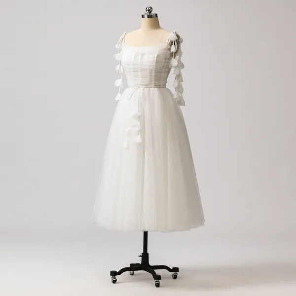 Glamorous White Ruffle Tulle Graduation Dresses 2024 Tea-length Sweet 16 Spaghetti Straps Homecoming Prom Dresses Crossed Straps Sleeveless A-Line / Princess