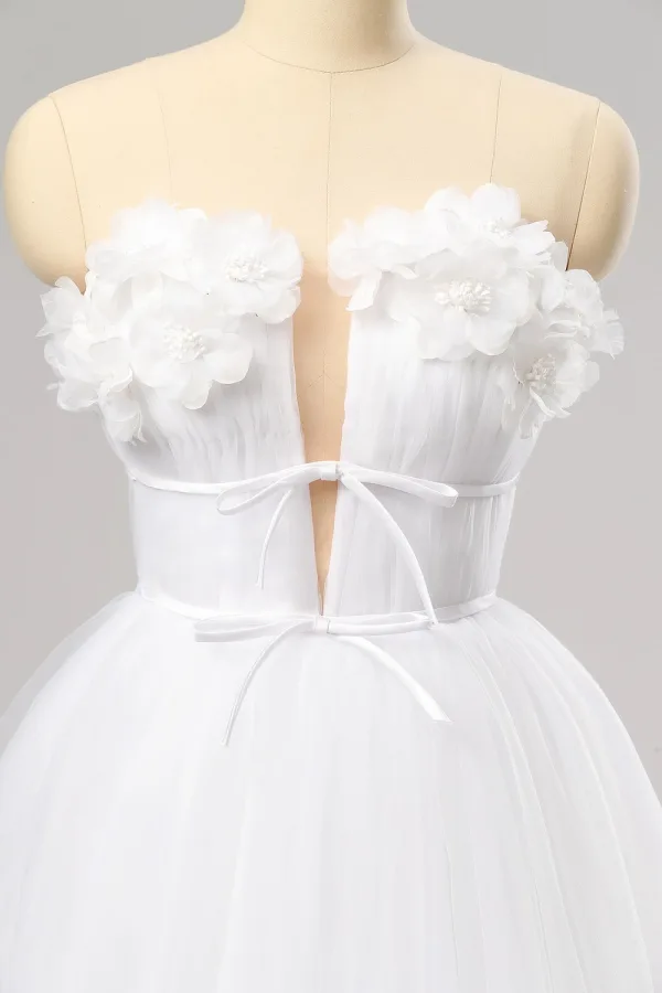 Fairytale White Bow Flower Prom Dresses Sweet 16 Formal Dresses 2024 A-Line / Princess Crossed Straps Floor-Length / Long Backless Tulle Strapless Sleeveless