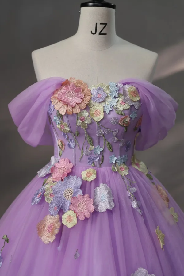 Fairytale A-Line / Princess Lilac Prom Dresses 2023 Strapless Engagement Outdoor / Garden Ball Gown Flower Formal Dresses