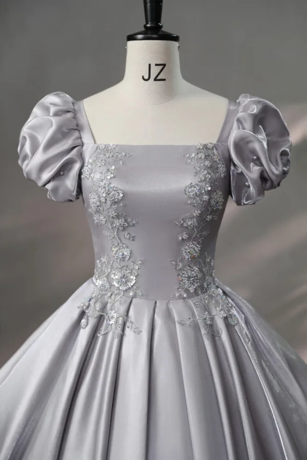 Elegant Grey Beading Pearl Sequins Satin Prom Dresses 2024 Ball Gown Square Neckline Puffy Short Sleeve Backless Floor-Length / Long Prom Formal Dresses