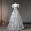 Élégant Gris Paillettes Robe De Bal 2023 Robe Boule Perle Encolure Carrée Gonflée Manches Courtes Noeud Ceinture Dos Nu Longue Promo Robe De Ceremonie