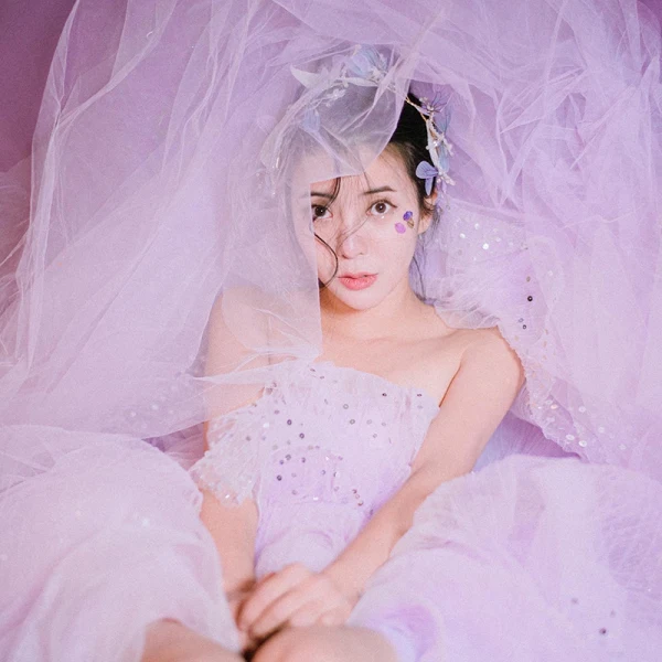 Charmant Rougissant Rose Paillettes Robe De Bal 2022 Princesse Bustier Sans Manches Dos Nu Volants en Cascade Longue Robe De Ceremonie