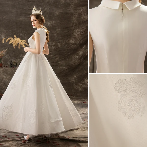 Élégant Couleur Unie Ivoire Robe De Mariée 2019 Princesse Encolure Dégagée Sans Manches En Dentelle Longue