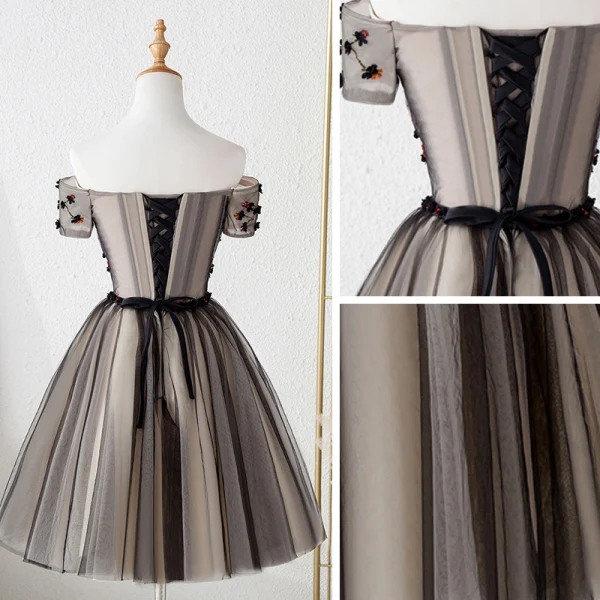 Charming Black Party Dresses 2019 A-Line / Princess Off-The-Shoulder Beading Crystal Appliques Bow Short Sleeve Backless Short Formal Dresses