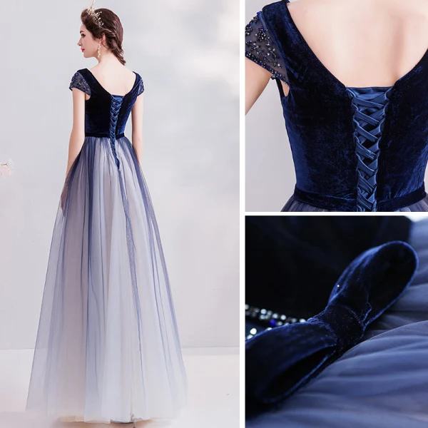 Élégant Bleu Marine Robe De Soirée 2019 Princesse Encolure Dégagée Daim Noeud Cristal Faux Diamant Manches Courtes Dos Nu Longue Robe De Ceremonie