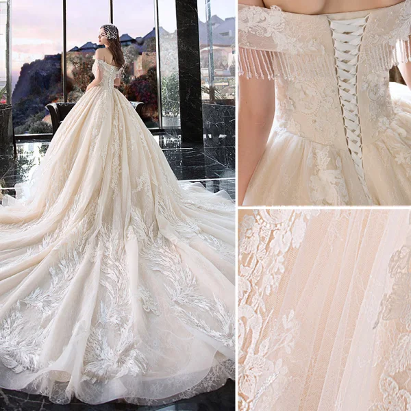 Flotte Ivory Brudekjoler 2019 Prinsesse Off-The-Shoulder Applikationsbroderi Med Blonder Blomsten Perle Beading Tassel Kort Ærme Halterneck Cathedral Train