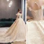 Luxe Champagne Robe De Mariée 2019 Robe Boule Encolure Dégagée Noeud En Dentelle Fleur Manches Courtes Dos Nu Royal Train