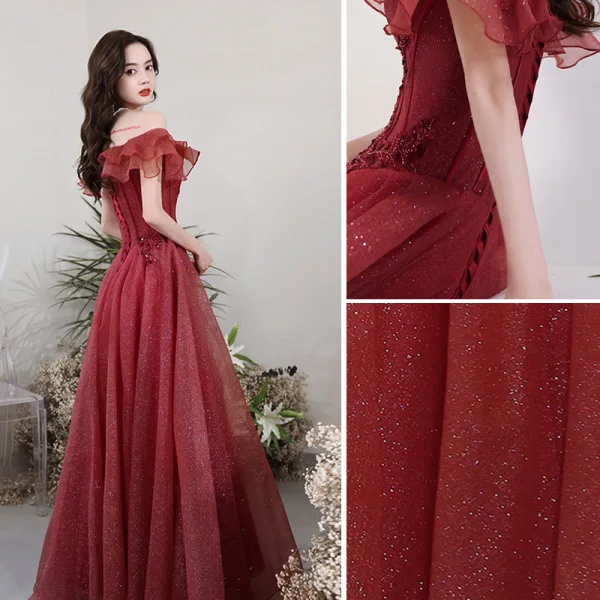 Chic / Beautiful Burgundy Glitter Evening Dresses  Prom Dresses 2021 A-Line / Princess Off-The-Shoulder Beading Sequins Short Sleeve Backless Floor-Length / Long Evening Party Prom Formal Dresses