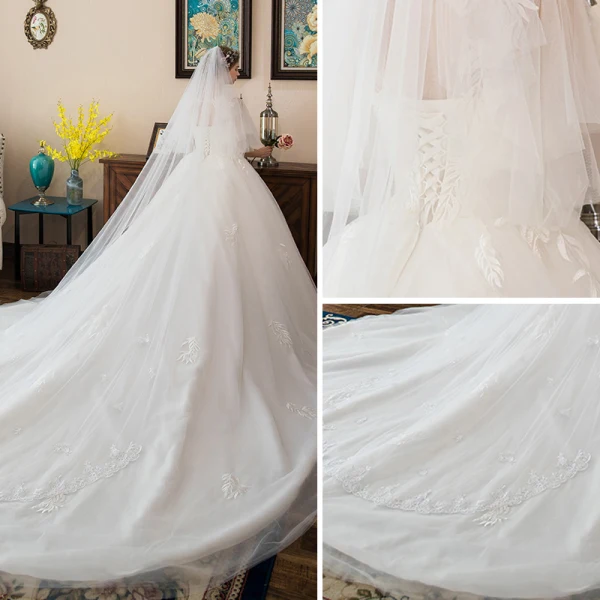 Chic / Beautiful Ivory Wedding Dresses 2018 Ball Gown Appliques Scoop Neck Backless 1/2 Sleeves Royal Train Wedding