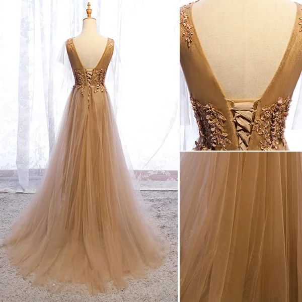 Élégant Champagne Robe De Soirée 2019 Princesse V-Cou Perlage Faux Diamant Appliques En Dentelle Fleur Manches Courtes Dos Nu Train De Balayage Robe De Ceremonie