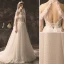 Charmant Ivory / Creme Brautkleider / Hochzeitskleider 2019 A Linie Neckholder Perlenstickerei Pailletten Spitze Blumen Ärmellos Rückenfreies Hof-Schleppe