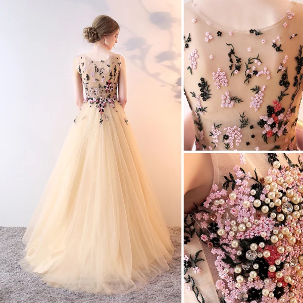 Élégant Champagne Robe De Soirée 2019 Princesse Encolure Dégagée Cristal Perle En Dentelle Fleur Sans Manches Train De Balayage Robe De Ceremonie