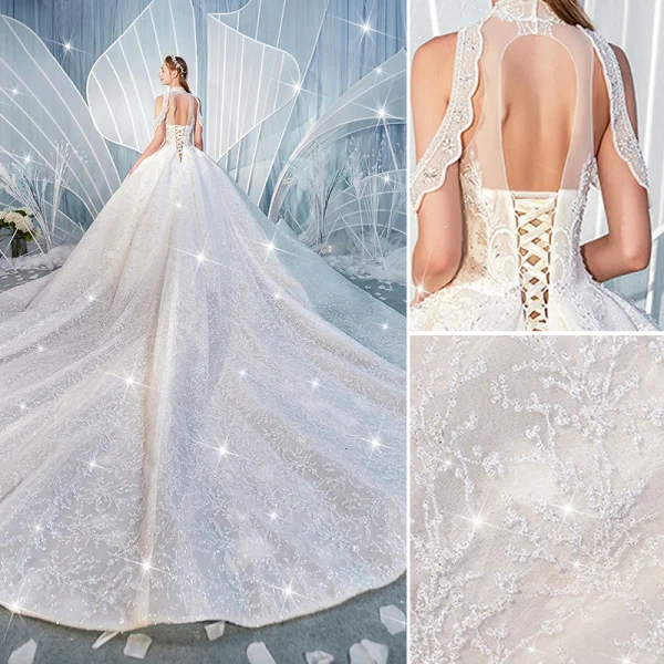 Charmant Weiß Brautkleider / Hochzeitskleider 2019 Ballkleid Stehkragen Perlenstickerei Pailletten Spitze Blumen Ärmellos Rückenfreies Königliche Schleppe