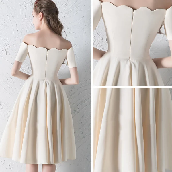 Modest / Simple Champagne Homecoming Graduation Dresses 2018 A-Line / Princess Off-The-Shoulder Backless Sleeveless Knee-Length Formal Dresses