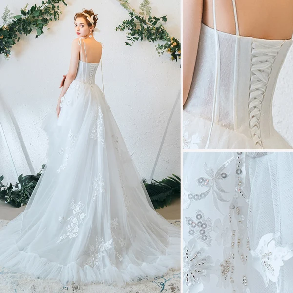 Leichtes Ivory / Creme Strand Brautkleider / Hochzeitskleider 2020 A Linie Spaghettiträger Perlenstickerei Pailletten Applikationen Spitze Ärmellos Rückenfreies Rüschen Sweep / Pinsel Zug