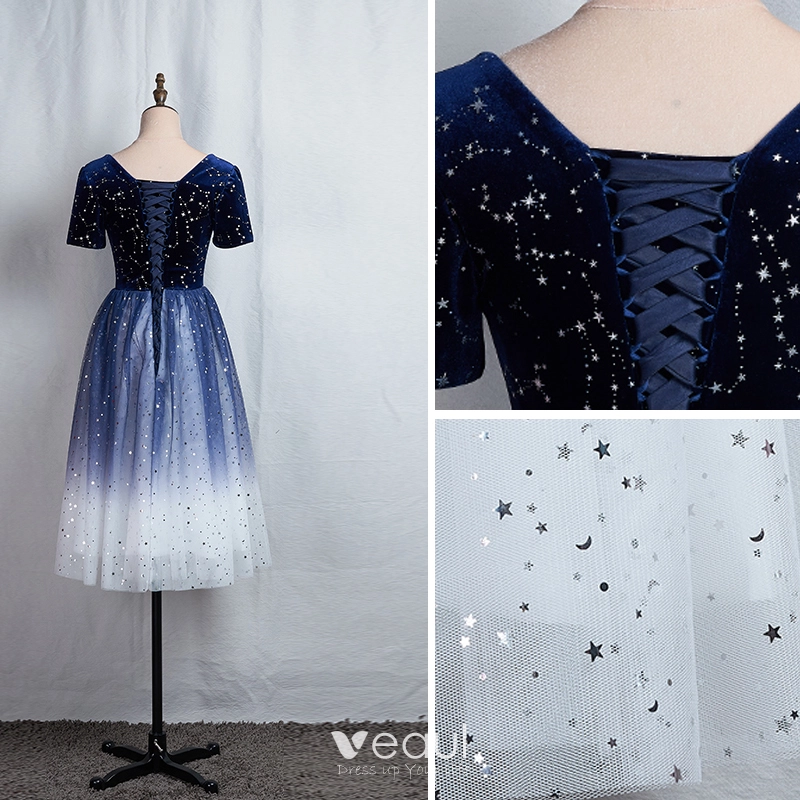 Fashion Navy Blue Homecoming Graduation Dresses 2020 A-Line / Princess V-Neck Star Sequins Short Sleeve Backless Knee-Length Formal Dresses