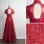 Kinesisk Stil Burgundy Aftonklänningar 2020 Prinsessa Hög Hals Beading Rhinestone Spets Blomma Korta ärm Halterneck Långa Formella Klänningar