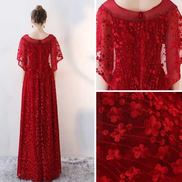 Chic / Belle Bordeaux Robe De Soirée 2018 Empire En Dentelle Fleur Perlage Encolure Dégagée Manches Courtes Longue Robe De Ceremonie