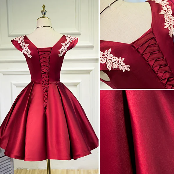 Chic / Beautiful Burgundy Party Dresses 2020 A-Line / Princess V-Neck Lace Flower Sleeveless Backless Short Formal Dresses