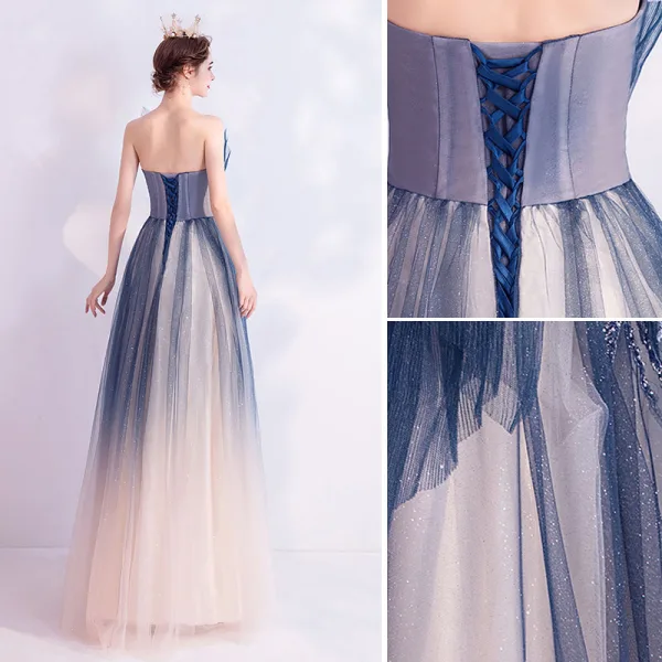 Charmant Marineblau Abendkleider 2020 A Linie Bandeau Perlenstickerei Pailletten Spitze Blumen Ärmellos Rückenfreies Lange Festliche Kleider