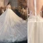 Luxe Champagne Robe De Mariée 2020 Robe Boule Encolure Dégagée Perlage Faux Diamant Paillettes En Dentelle Fleur Manches Courtes Royal Train