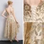 Glittrande Guld Cocktailklänningar 2018 Prinsessa Skärp Glittriga / Glitter Urringning Halterneck Ärmlös Asymmetrisk Formella Klänningar