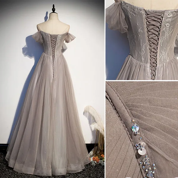 Elegant Grey Glitter Prom Dresses 2021 A-Line / Princess Off-The-Shoulder Beading Sequins Lace Flower Short Sleeve Backless Floor-Length / Long Formal Dresses