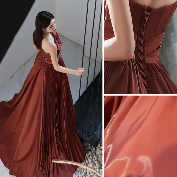 Charmant Café Satin Robe De Bal 2022 Princesse Bustier Noeud Sans Manches Dos Nu Train De Balayage Robe De Ceremonie