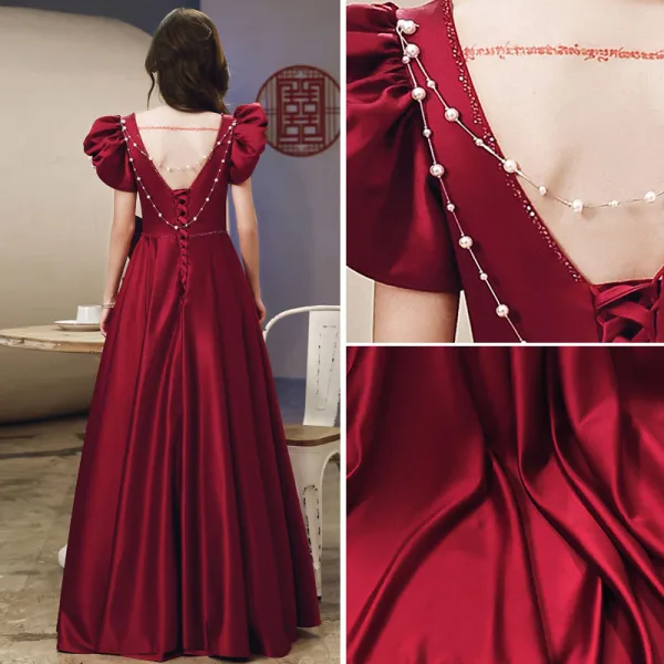 Chic / Belle Bordeaux Cocktail Soirée Robe De Bal 2021 Satin Princesse Encolure Carrée Gonflée Manches Courtes Noeud Dos Nu Perle Faux Diamant Longue Robe De Ceremonie