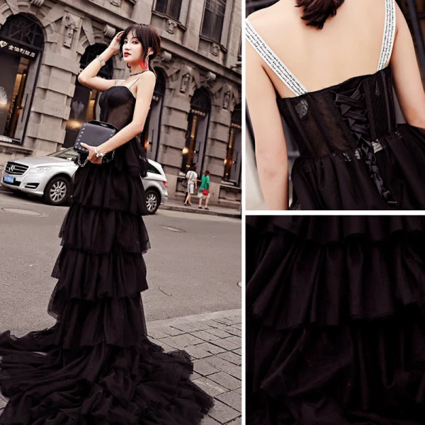 Moderne / Mode Noire Robe De Soirée 2018 Princesse Transparentes Asymétrique Bretelles Spaghetti Dos Nu Sans Manches Robe De Ceremonie
