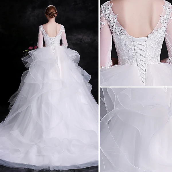 Elegante Weiß Brautkleider 2018 Ballkleid Applikationen Mit Spitze Fallende Rüsche Rundhalsausschnitt Rückenfreies 3/4 Ärmel Kapelle-Schleppe Hochzeit