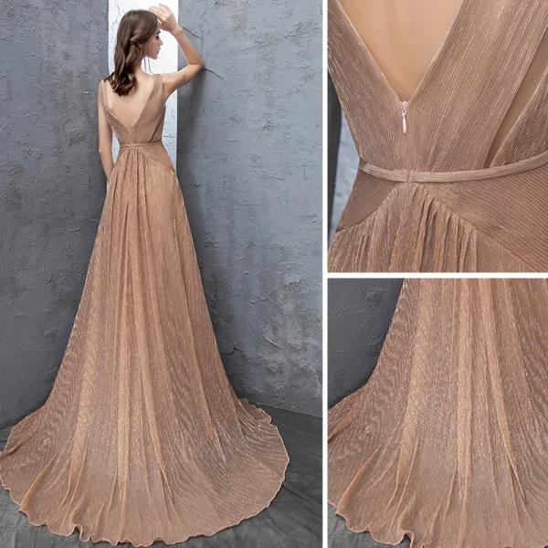 Modest / Simple Champagne Evening Dresses 2018 A-Line / Princess Tulle Flower V-Neck Backless Sleeveless Sweep Train Formal Dresses